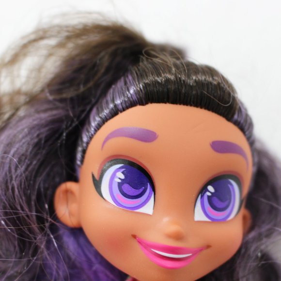 Lot of 4 HAIRDORABLES Dolls by JUST PLAY Skylar Kali Random Accessories Bundle - Picture 12 of 12